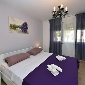 Two Bedroom Marinero Apartment Zadar
