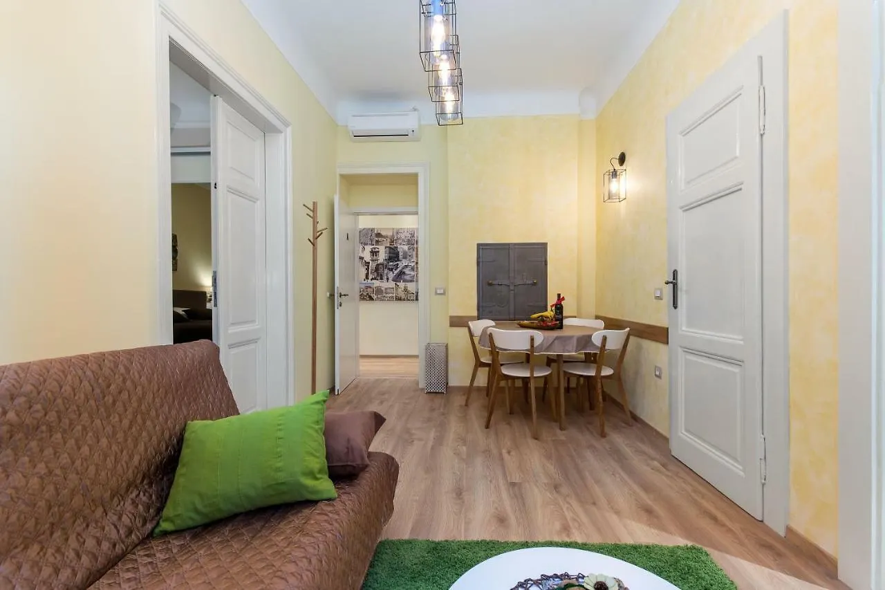 アパート リエカCasa Venezianaアパートメント クロアチア